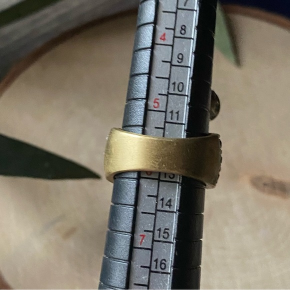 Heidi Daus ‘Simply Sophisticated’ Art Deco Style, Crystal Pave Bypass Ring - Picture 12 of 15